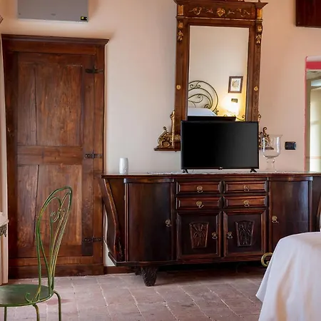 Farm stay San Martino Clavesana